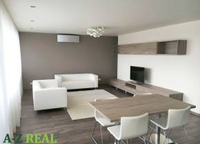 Prenájom 4 izb. luxusného bytu na námestí M. Benku, 2x garáž.státie