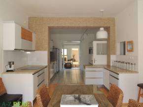  Prenájom 7 izbového rodinného domu pod vinohradmi Pezinská ulica.