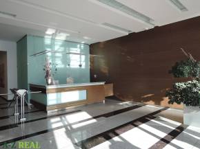 Prenájom kancelárií v biznis centre Galvaniho 200m2 - 2000 m2