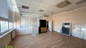 Prenájom kancelárskych priestorov v Dúbravke, 87 m2