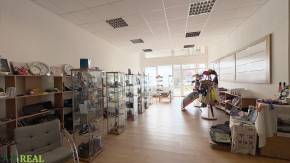  Prenájom obchodného priestoru 130 m2, Nové Mesto