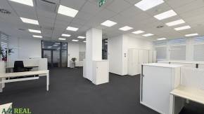  Prenájom kancelárií v Ružinove, Svätoplukova ul., 184 m2