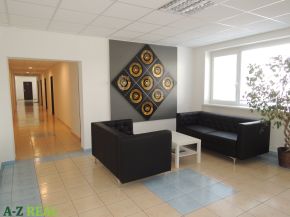  Prenájom kancelárie Ružinov, Kocelova ul., 19m2, 55m2 