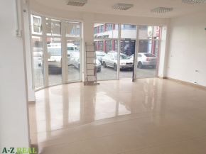 Obchodný priestor s výkladom pri hlavnej komunikácii,  79m2