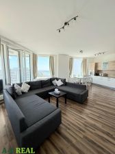  Na prenájom luxusný 3 izb. byt s garážou v Panorama City, Staré Mesto.